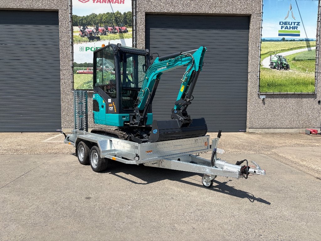 Sunward 17F - Combopakket, Articles professionnels, Machines & Construction | Grues & Excavatrices, Enlèvement ou Envoi, Excavatrice