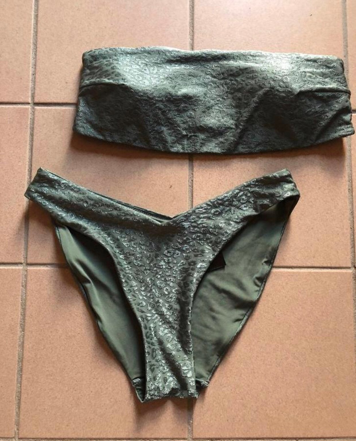Groene bikini maat 36, Ophalen, Zo goed als nieuw, Bikini