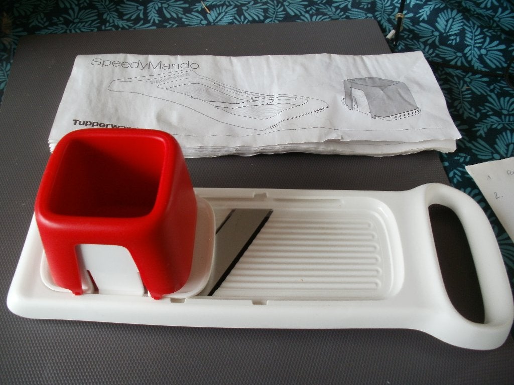 TUPPERWARE Mandoline. NIEUW!!!, Huis en Inrichting, Wit, Overige typen, Nieuw, Ophalen of Verzenden