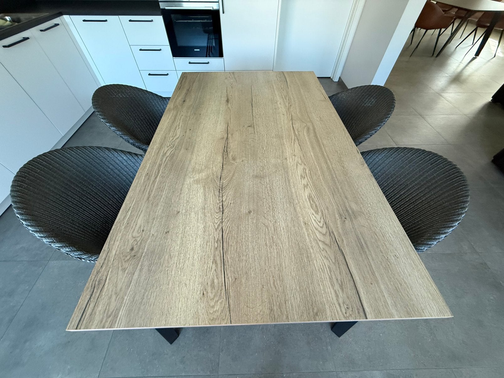 Keukentafel metalen onderstel, Ophalen
