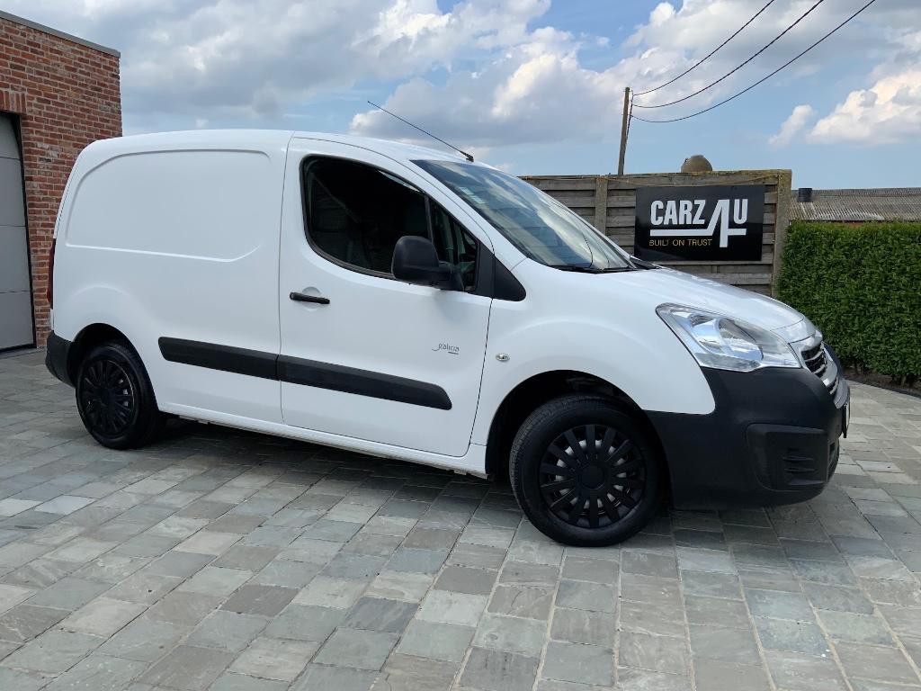 Peugeot Partner1.6i L1H1 LV 1eig slechts 50.900 KM garantie, Voorwielaandrijving, 4 deurs, Stof, Euro 6
