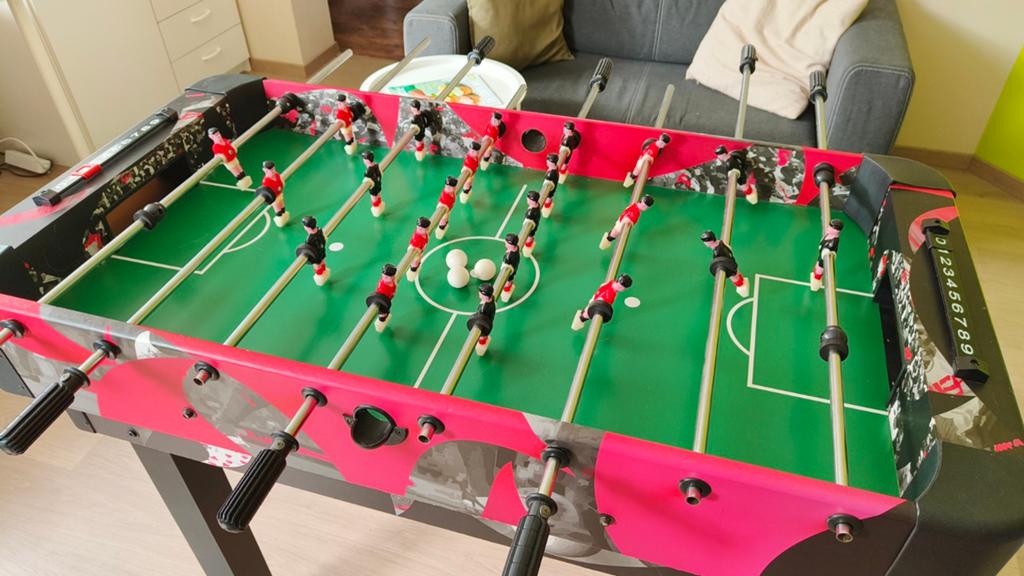 Speeltafel met kicker, poolbiljart, pingpong etc..., Ophalen