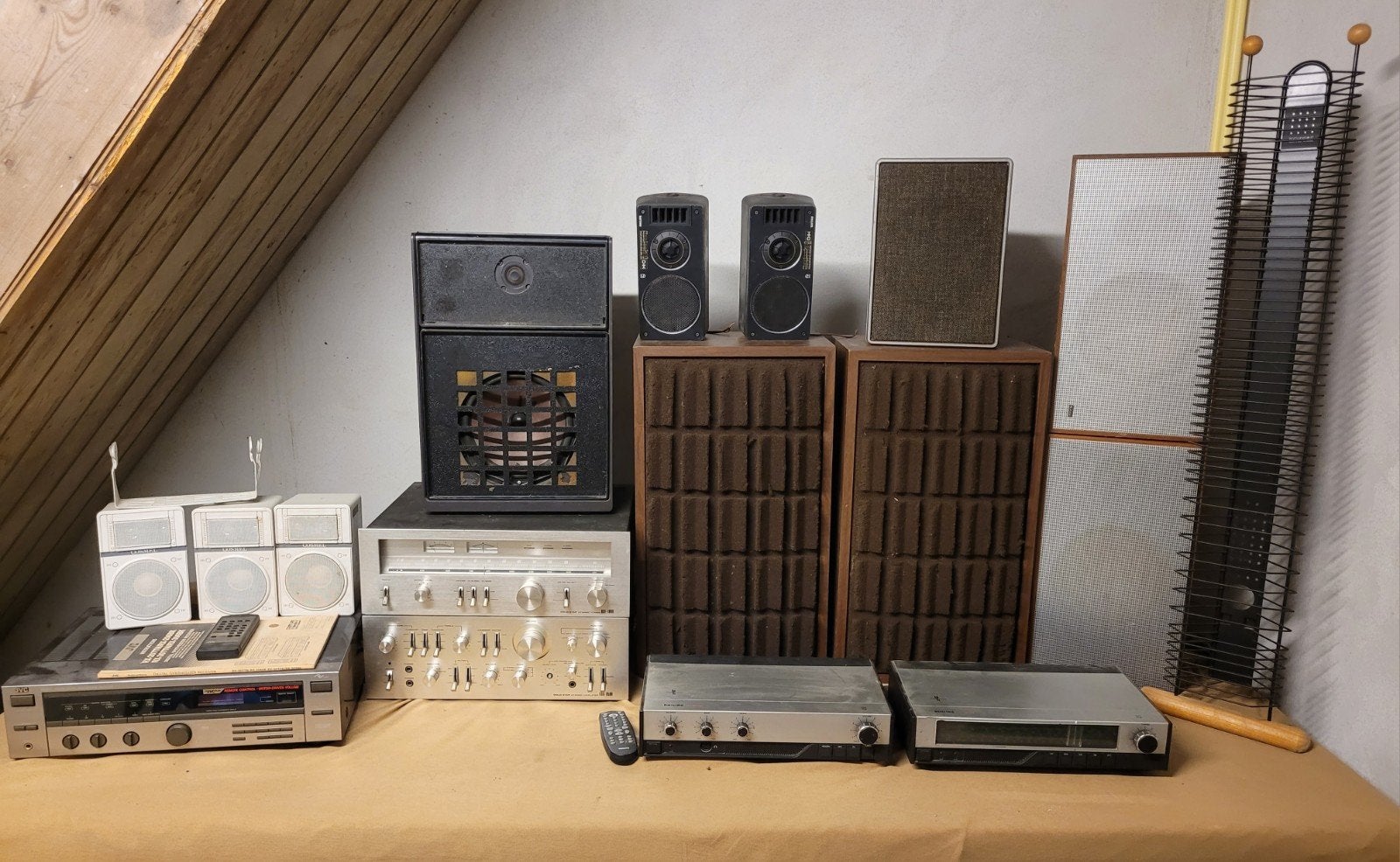 Vintage HiFi-verzameling – Marantz, Gold Star, Philips, JVC,, Afstandsbediening, Ophalen of Verzenden, JVC