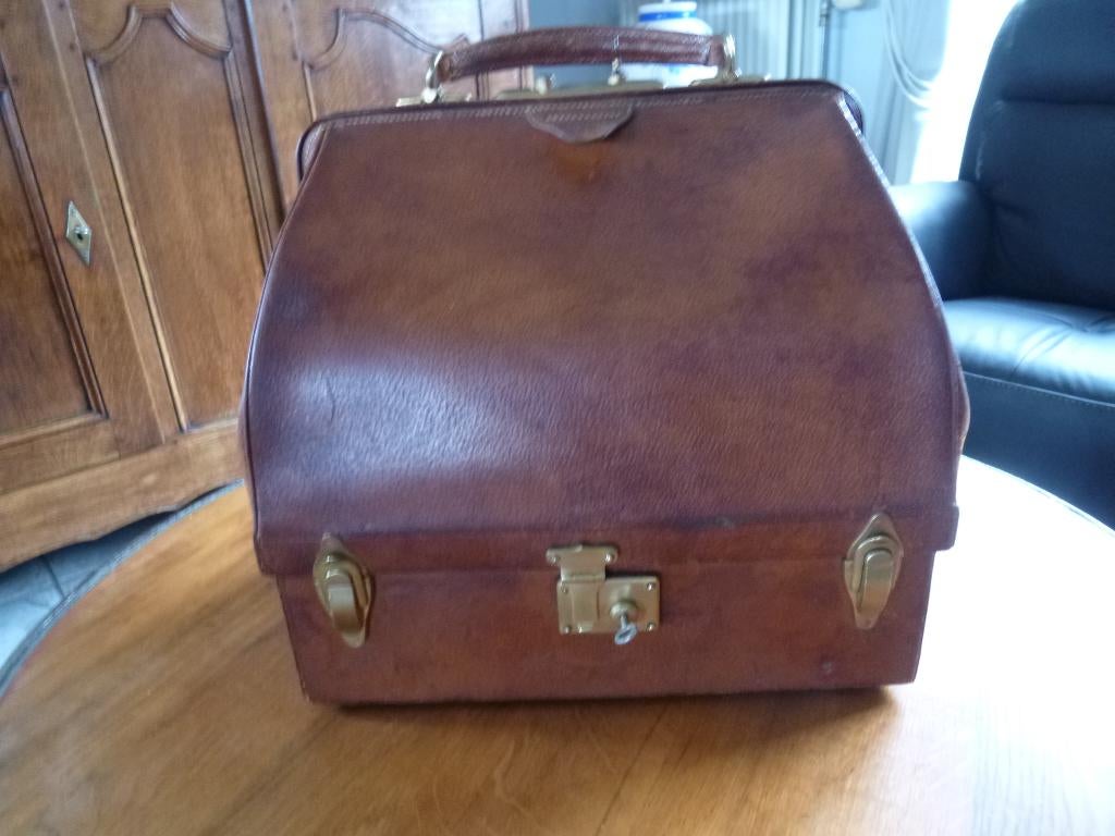 Hermès (echt) grote leren aktetas, Ophalen of Verzenden, Gebruikt, Bruin, Handtas