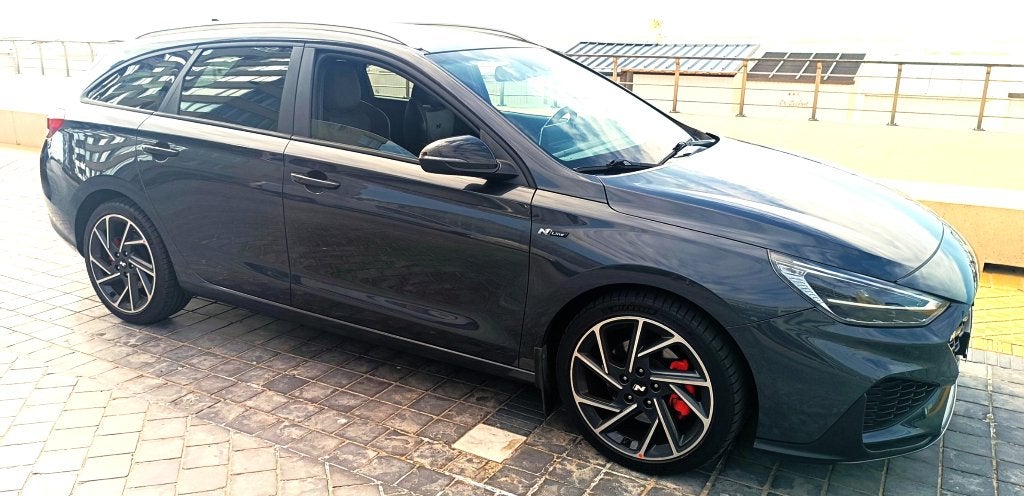i30 1.5 SKY Wagon NLine 48v Mild Hybrid ess/el 118kw/160pk., Auto's, Voorwielaandrijving, Dealer onderhouden, 4 cilinders, Zwart