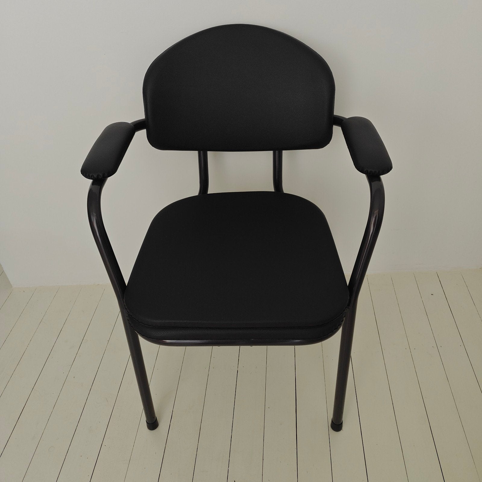 Toiletstoel, Huis en Inrichting, Stoelen, Ophalen, Zo goed als nieuw, Zwart