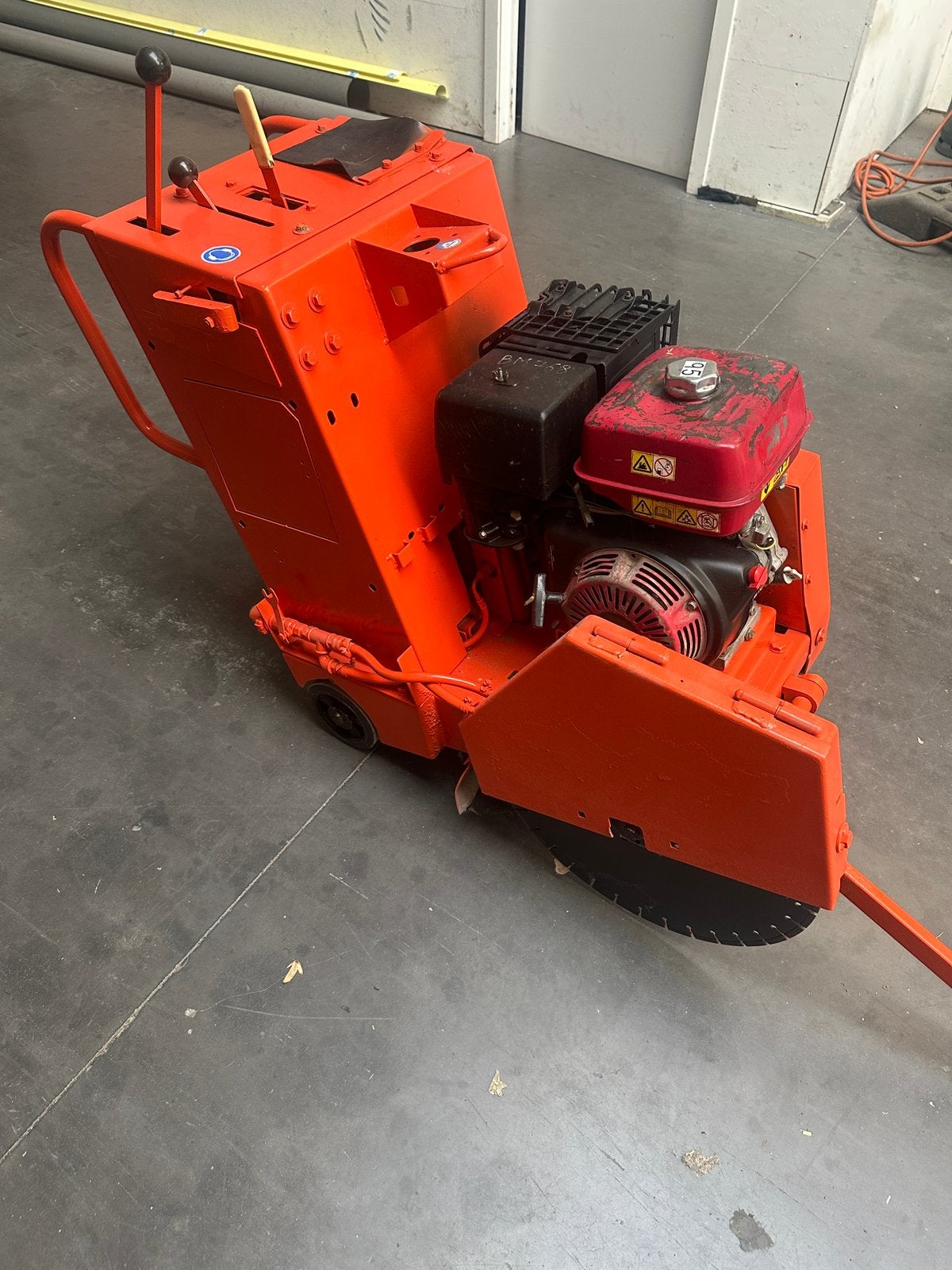 NORTON CLIPPER CSB1 20 PK VLOERZAAGMACHINE, Ophalen, Gebruikt, 1200 watt of meer, Minder dan 30 mm