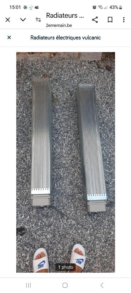 Vulkanische radiator met industriële uitstraling., Ophalen, Zo goed als nieuw