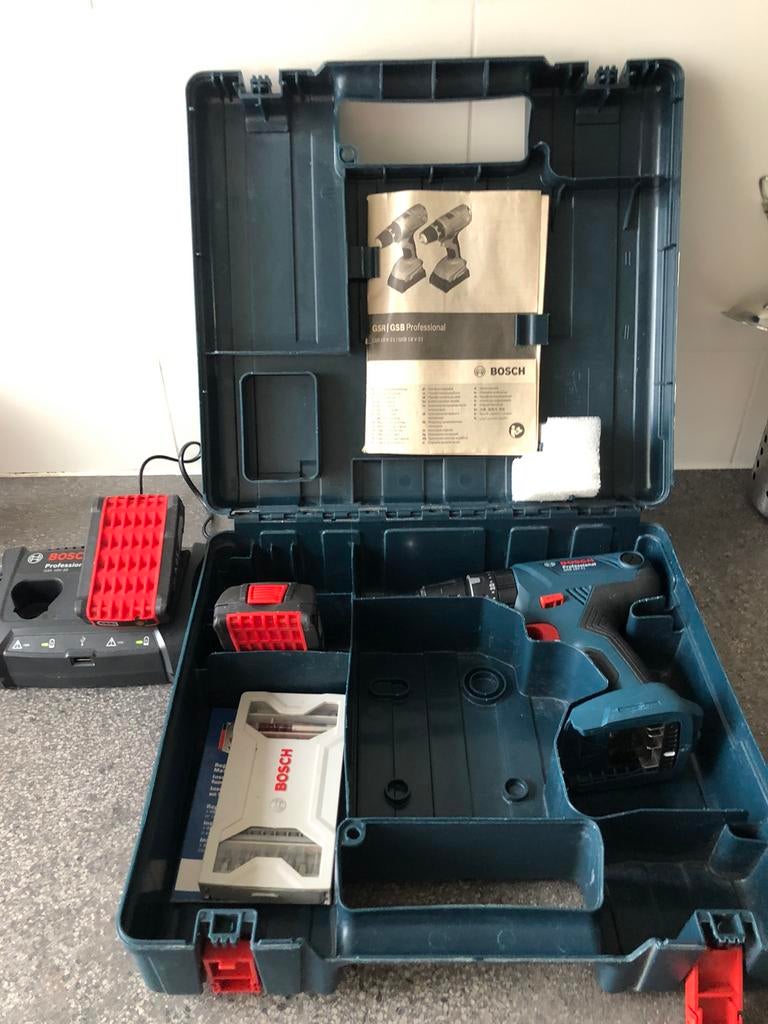 Perseuse viseuse a percution Bosh bleu professionnel, Ophalen, 600 watt of meer, Overige typen, Zo goed als nieuw