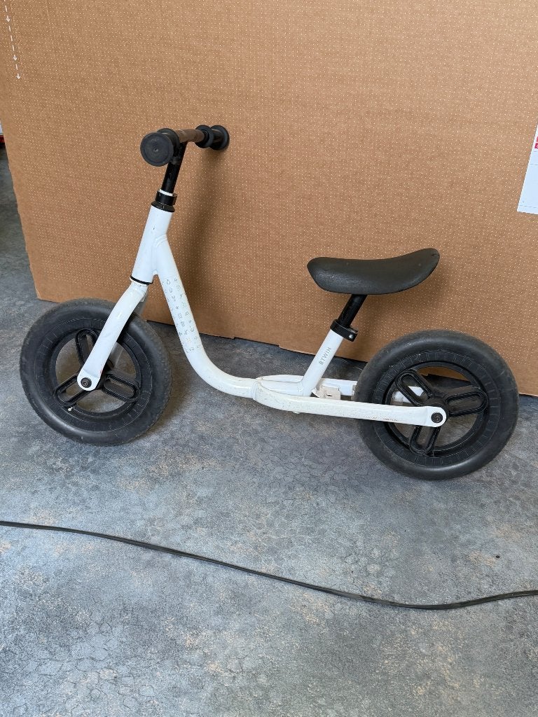 2 loopfietsjes in zeer goede staat, Ophalen, Gebruikt