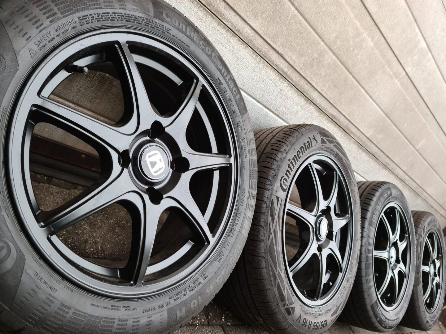 zwarte 16 inch Honda Insight velgen wielen zomerbanden, Auto-onderdelen, Banden en Velgen, Gebruikt, -, Banden en Velgen, Ophalen of Verzenden