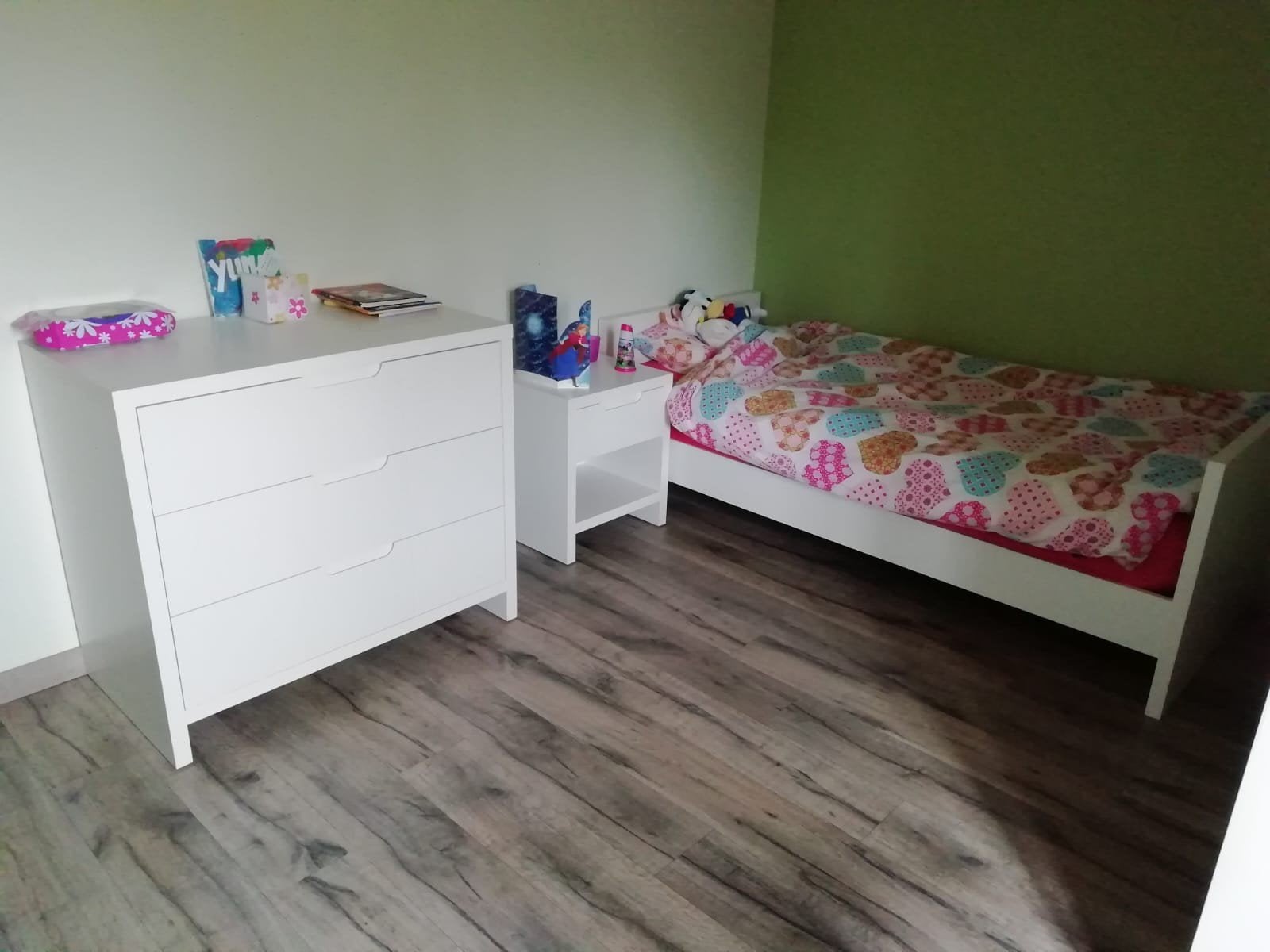 Chambre Childwood, Enlèvement, Comme neuf
