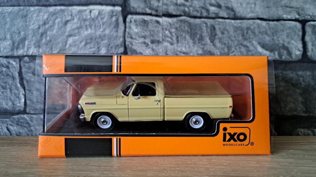 Ford F100 1976 1/43éme, Neuf, Enlèvement ou Envoi, Voiture, Ixo