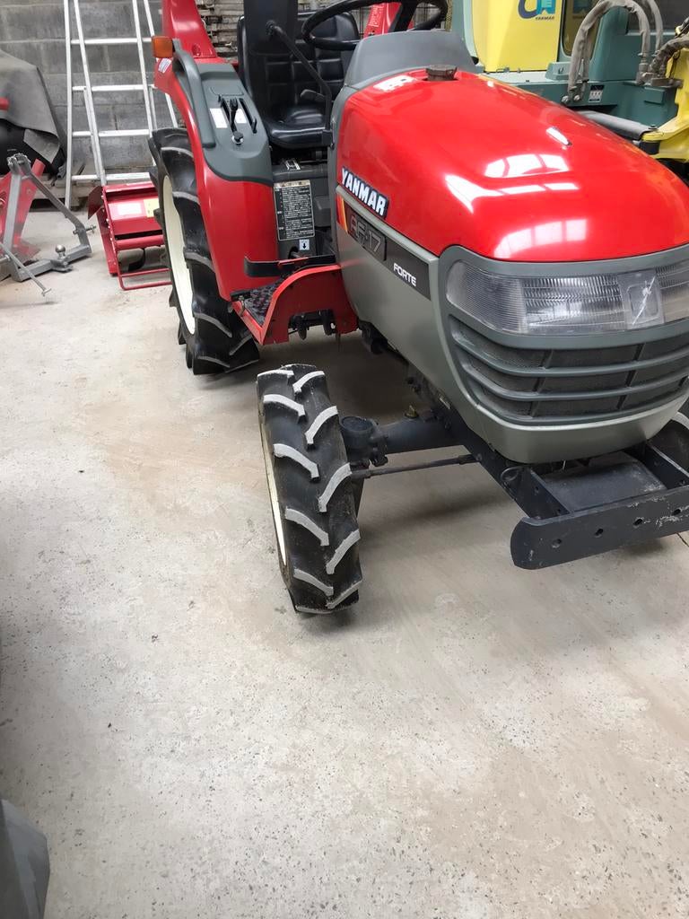 Minitractor , ploeg ,trekhaak enfrees, Tuin en Terras, Zitmaaiers, Ophalen, Gebruikt