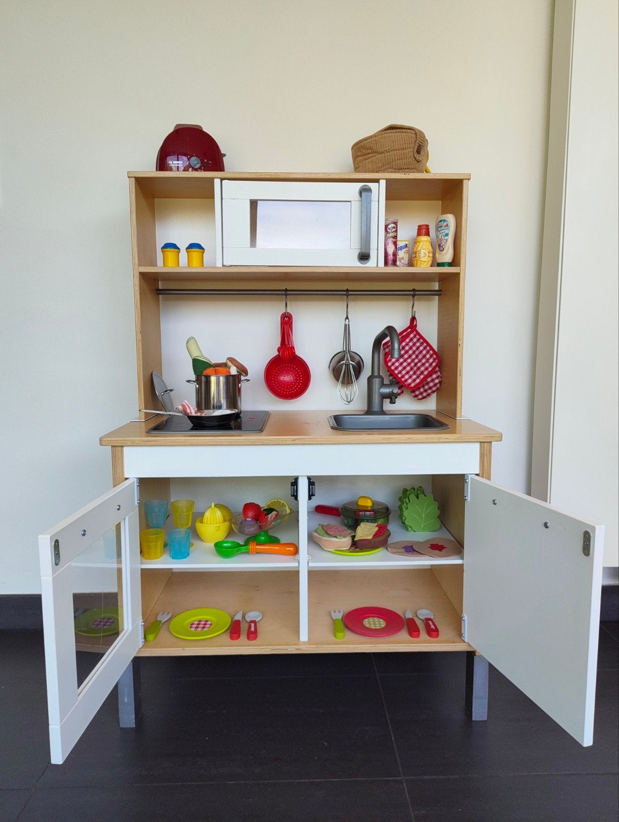 Ikea keukentje goed gevuld met accessoires, Ophalen, Gebruikt, Hout, Speelkeuken-accessoire