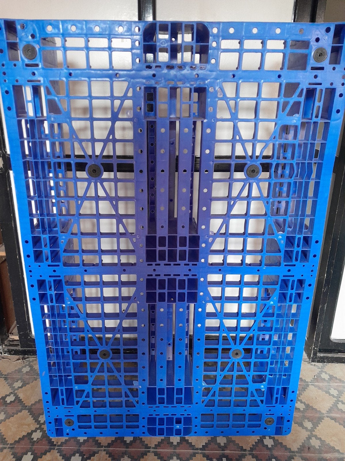 Stevige kunststof pallet 80x120 cm (Euroformaat) – Zware kwa, Ophalen