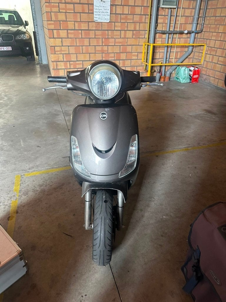Sym fiddle, Fietsen en Brommers, Ophalen, Gebruikt, Klasse A (25 km/u), Benzine