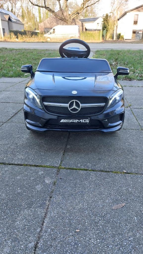 Elektrische kinderauto Mercedes GLA 45 AMG, Ophalen