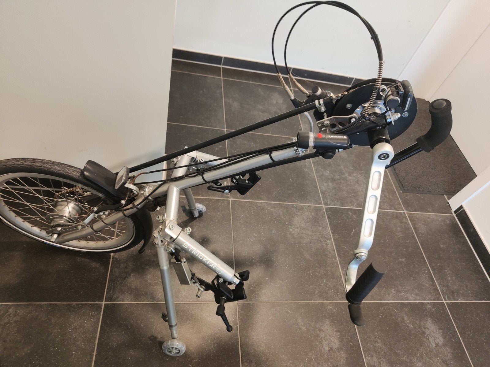 handbike Stryker city, Diversen, Rolstoelen, Zo goed als nieuw, Ophalen