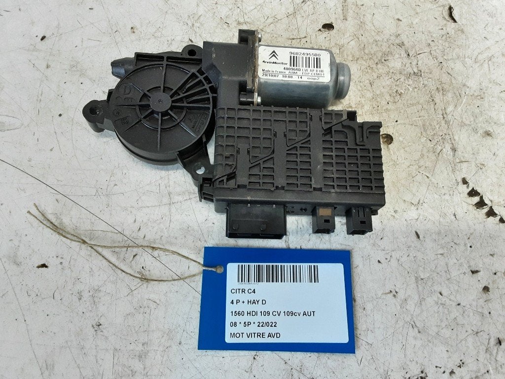 MOTEUR LEVE VITRE ELECTRIQUE AVANT DROIT (9682495580), Utilisé, Avant, Citroën