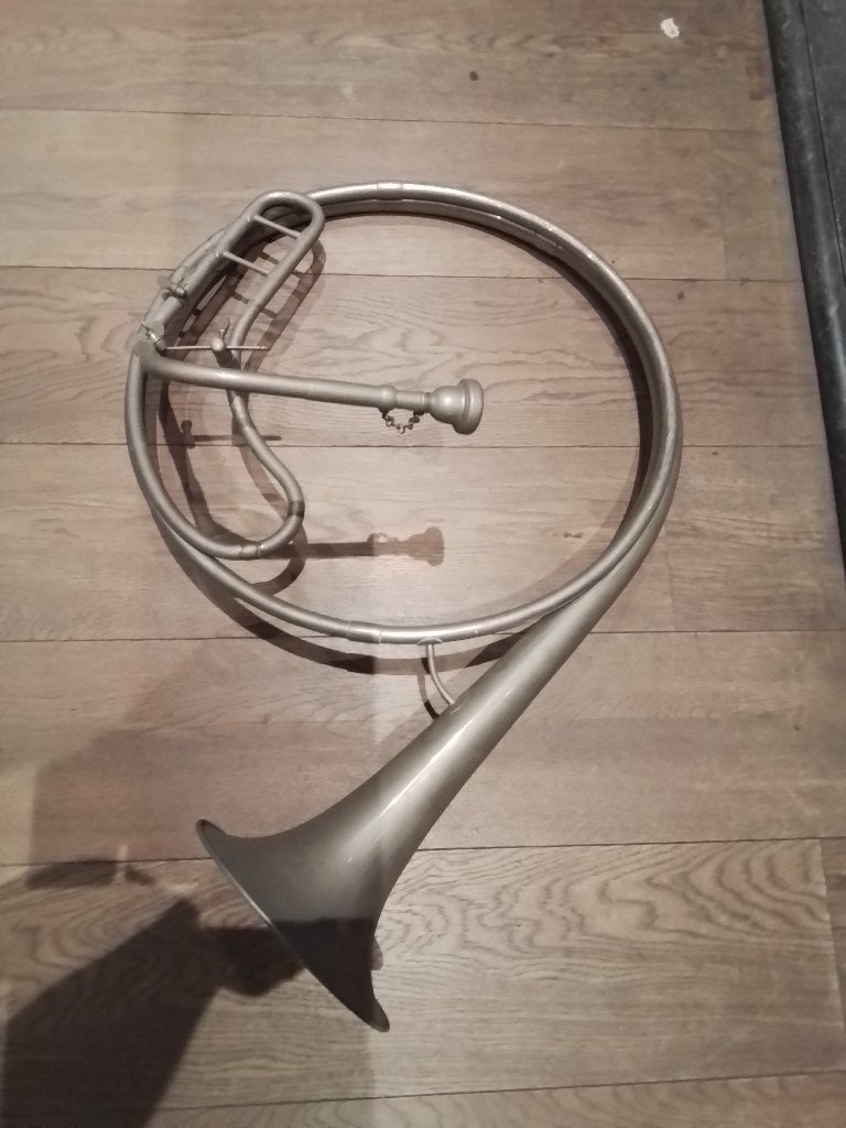 Oude fietsklaroen Mechior De Vries, Ophalen