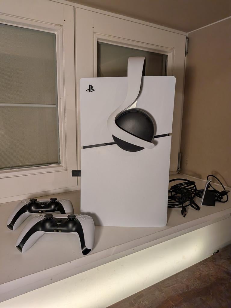 Playstation 5 digital edition + 2 controllers + headset, Games en Spelcomputers, Ophalen, Zo goed als nieuw