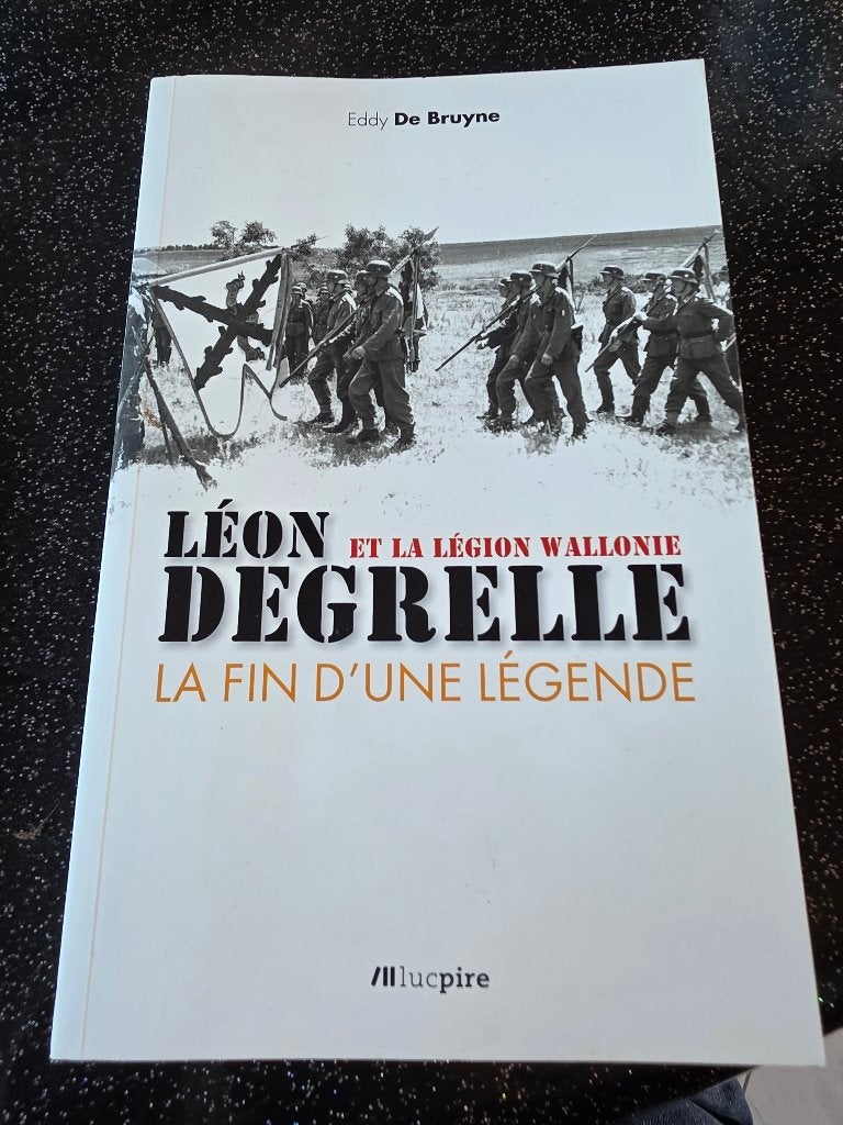 Léon degrelle et la région wallonie / la fin d’une légende, Enlèvement ou Envoi, Comme neuf