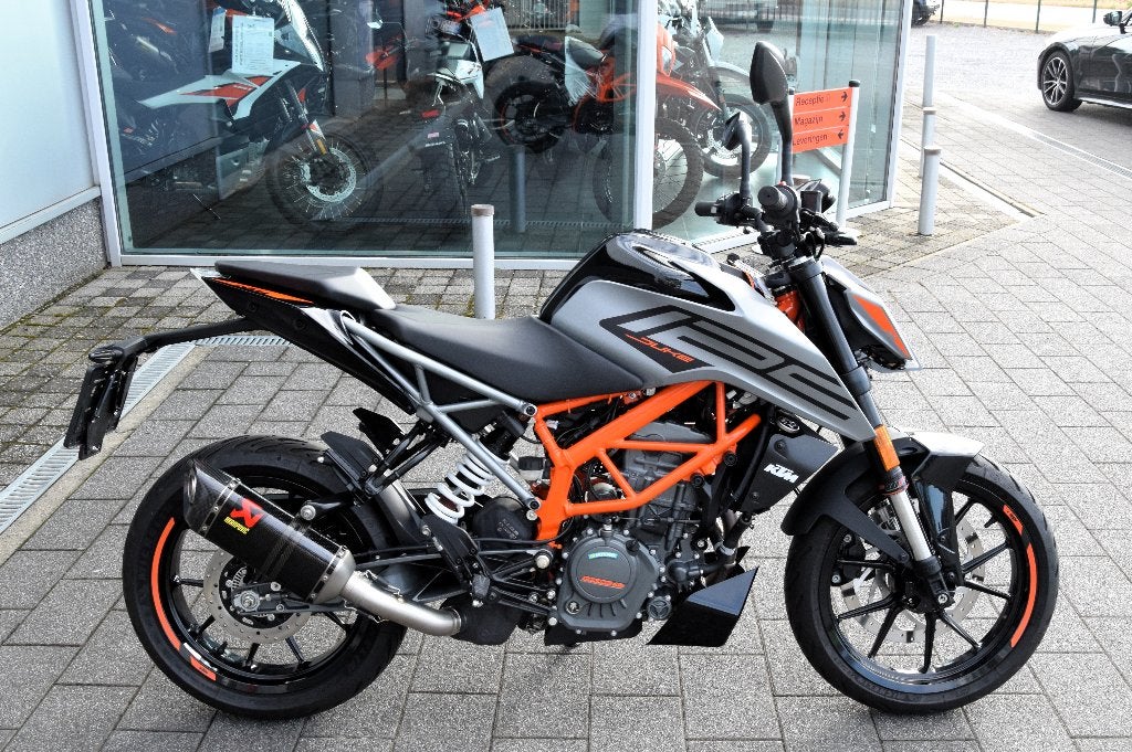 KTM 125 Duke, Motoren, 125 cc, 11 kW of minder, Handgeschakeld, 1 cilinder