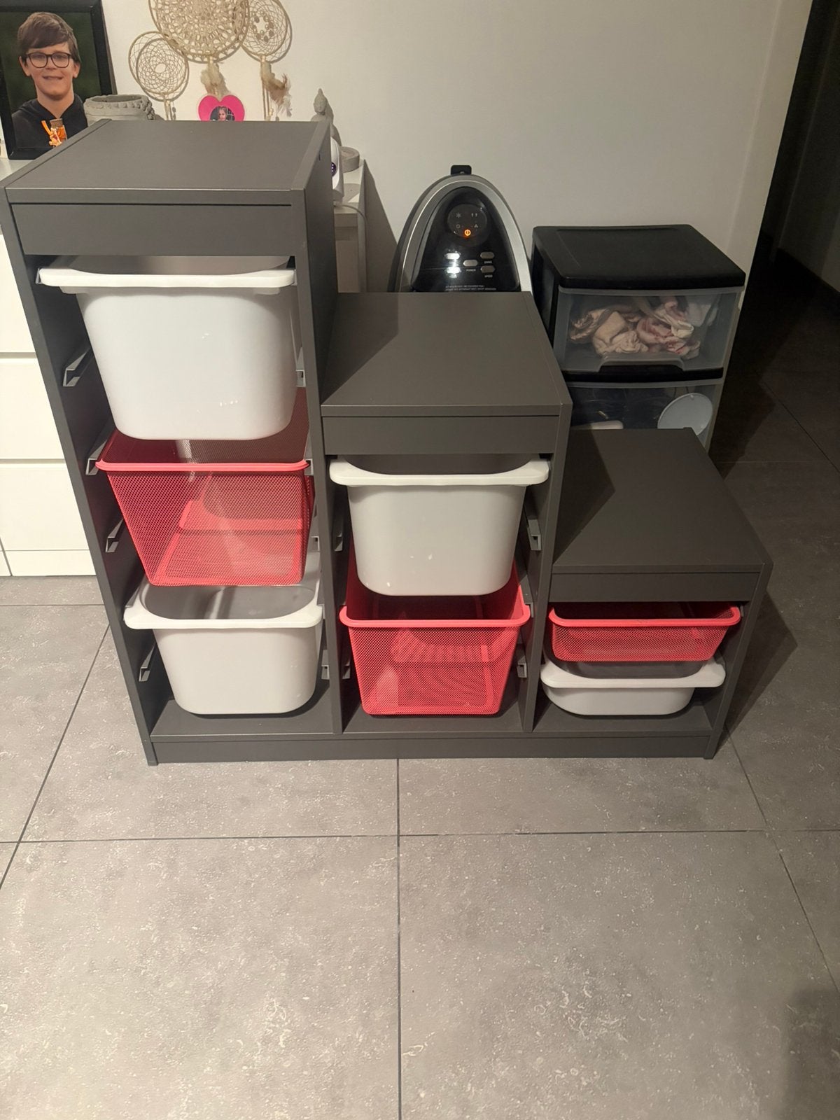 Meuble bac a jouet, Enlèvement, Comme neuf
