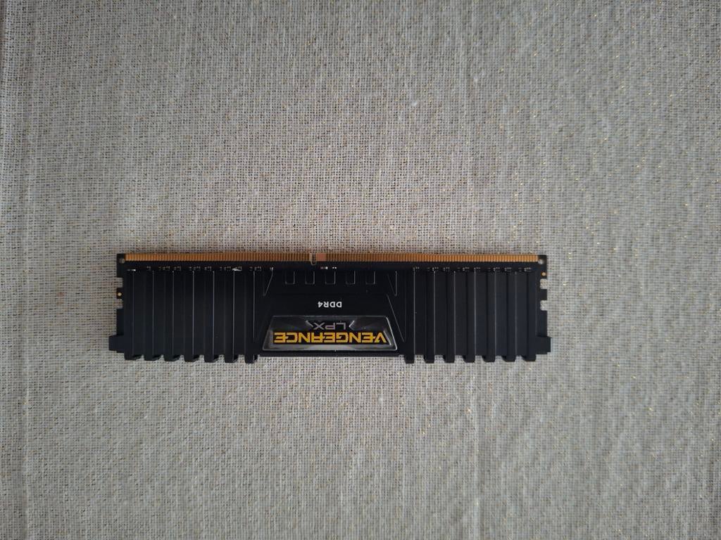 8go RAM DDR4, DDR4, 8 GB, Comme neuf, Desktop