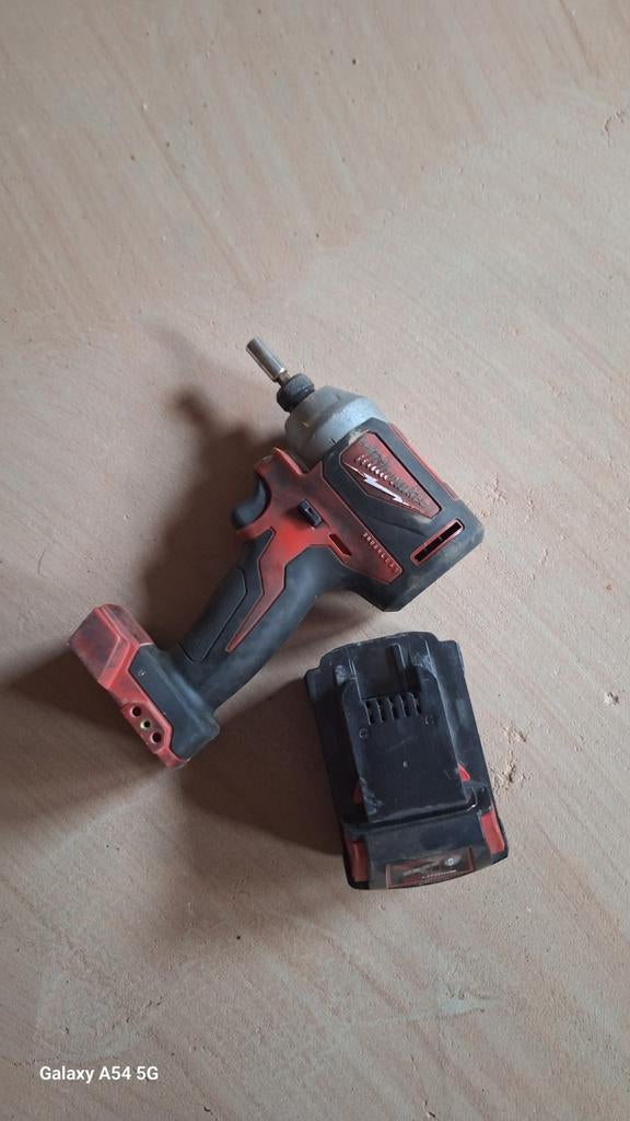 Milwaukee met batterij, Ophalen of Verzenden