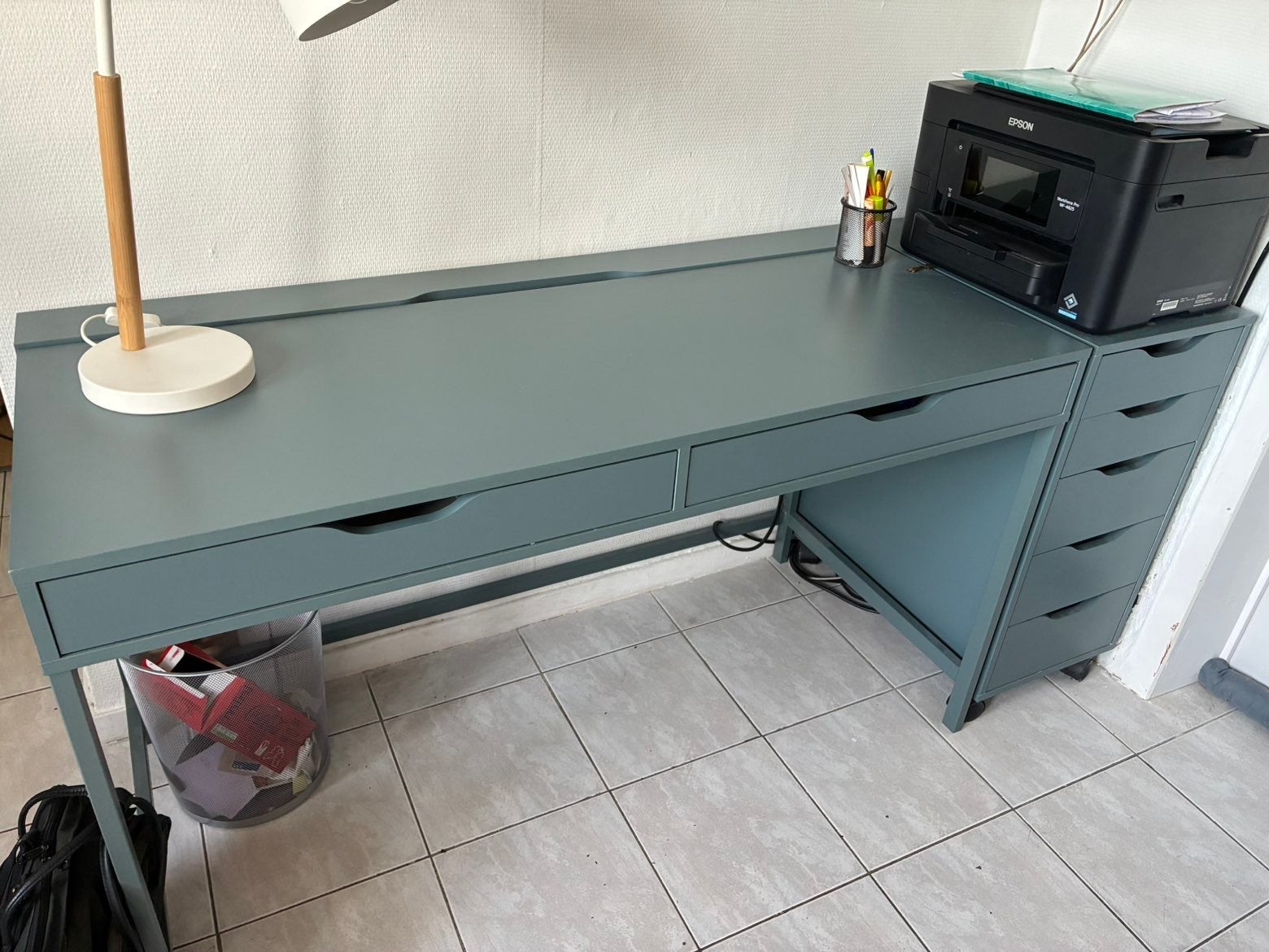 Bureau + ladekast, Divers, Accessoires de bureau, Enlèvement, Comme neuf
