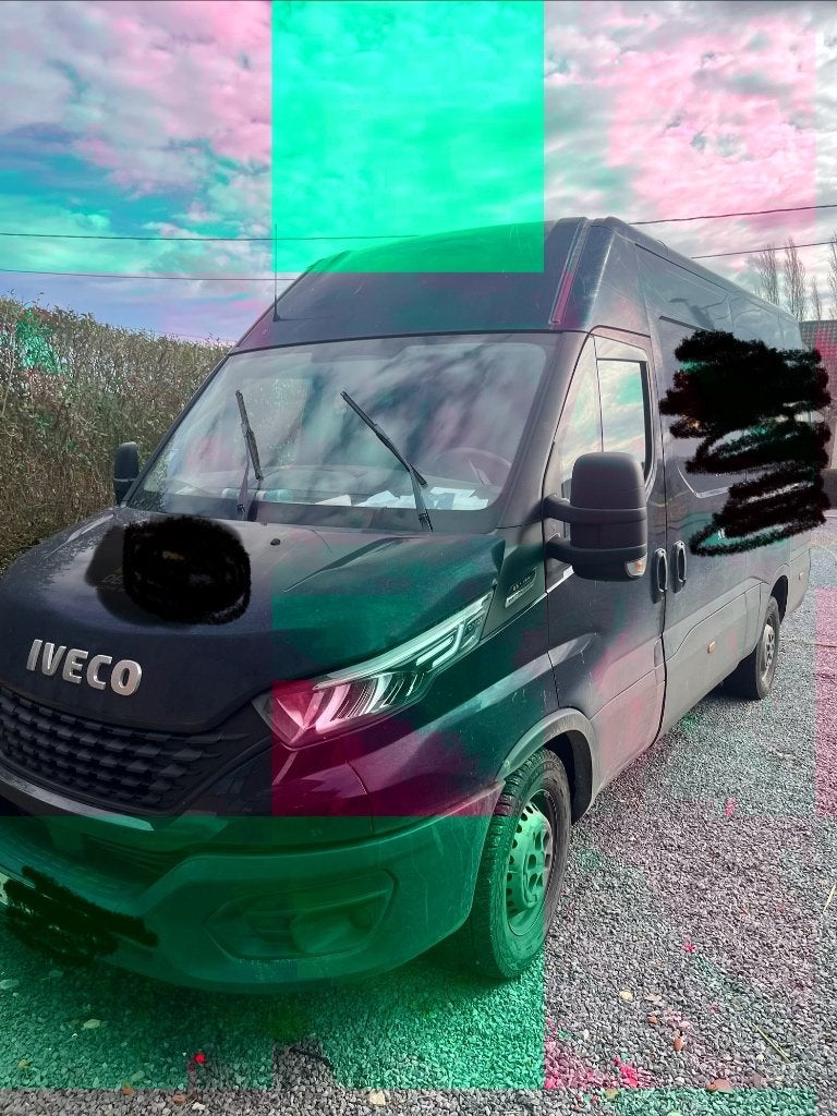 IVECO 35S18, Auto's, Bestelwagens en Lichte vracht, Automaat, Iveco, Zwart, Bedrijf