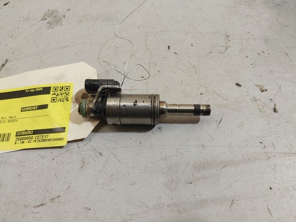 INJECTEUR Volvo XC40 (XZ) (01-2017/12-2022) (|32208203|), Robert Bosch AG, Robert-Bosch-Allee 1
74232  Abstatt, DE, Engineering@bosch.com