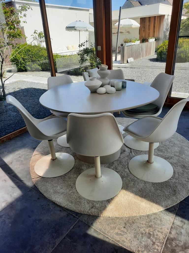 6 witte tulip draaistoelen in imitatieleer en metaal, Huis en Inrichting, Ophalen, Metaal