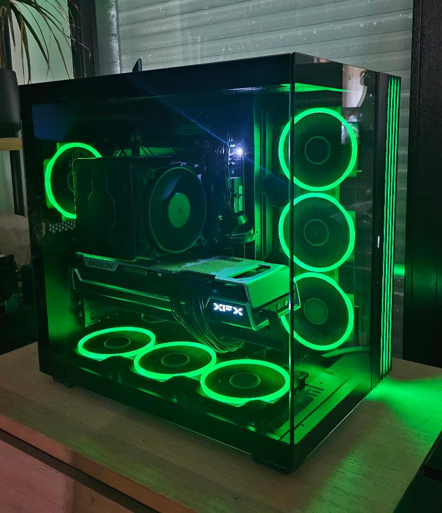 Gaming PC – Ryzen 9 7900X + RX 7900 XTX 24GB, Computers en Software, Desktop Pc's, Ophalen, 64 GB of meer, Virtual Reality, Zo goed als nieuw