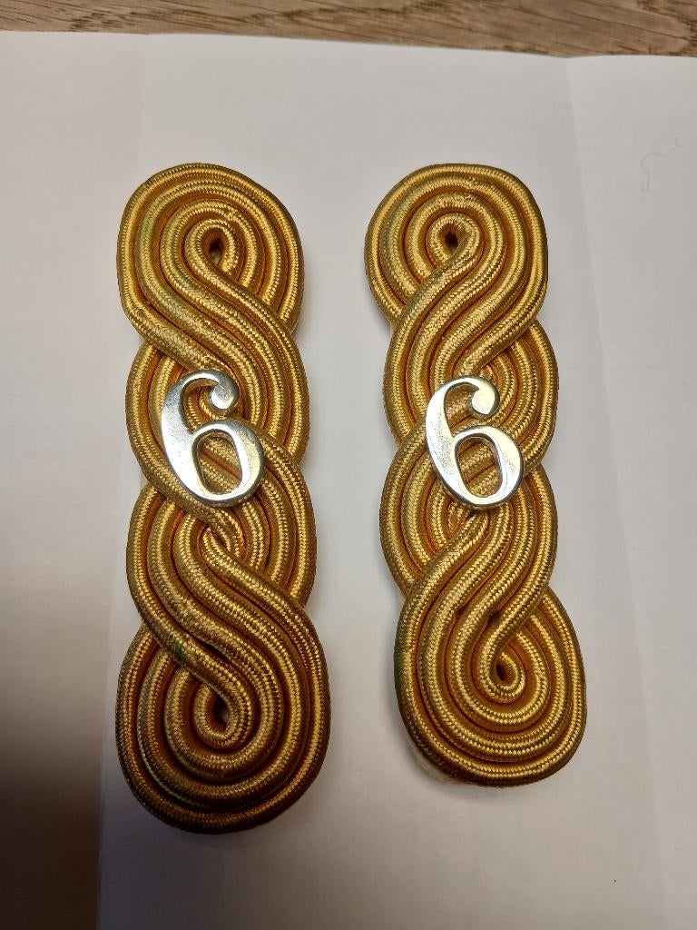 Paire épaulettes pour grade tenue 6 lanciers, Collections, Objets militaires | Général, Envoi, Armée de terre, Emblème ou Badge
