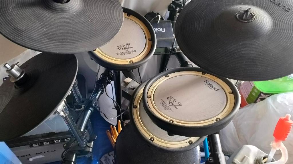 Roland TD 4, Enlèvement, Utilisé, Roland