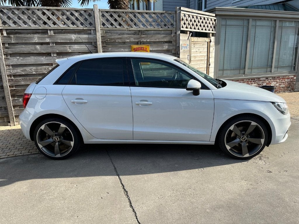 auto, Autos, Audi, Euro 5, A1, Boîte manuelle, Noir