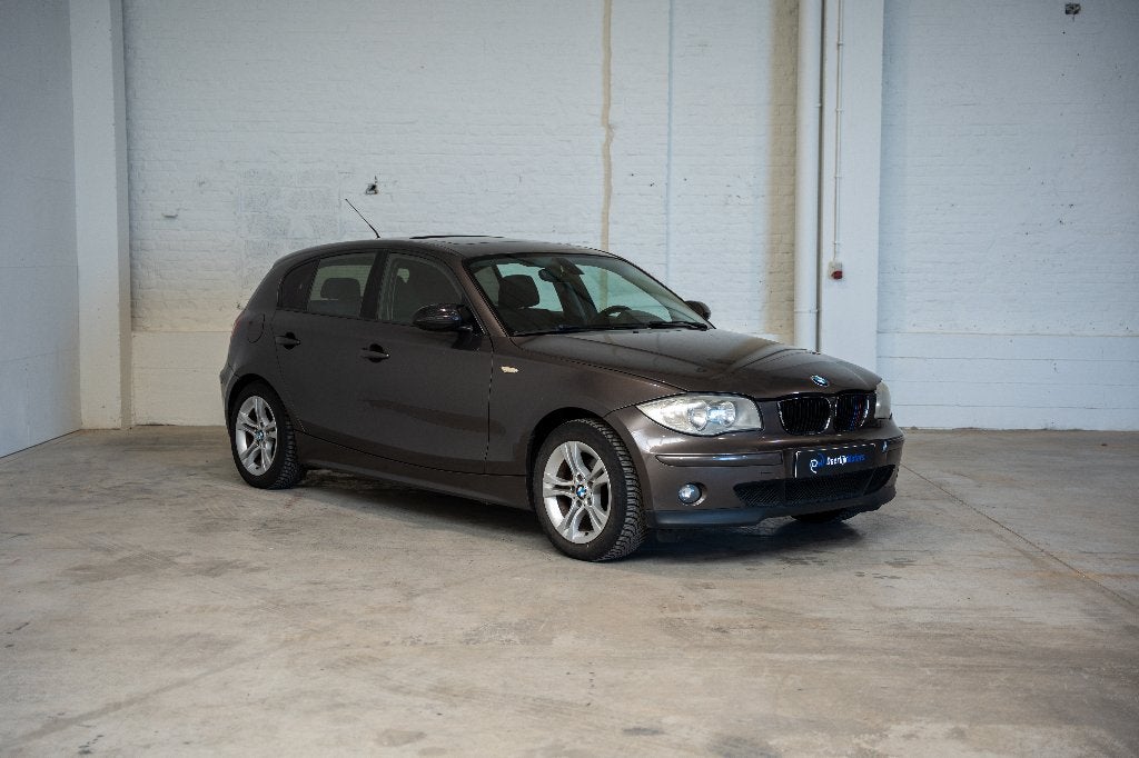 ***BMW 118d E87 Hatch 2.0 diesel M47T2 schuifdak***, Auto's, BMW, 90 kW, 1995 cc, Euro 4, Parkeersensor