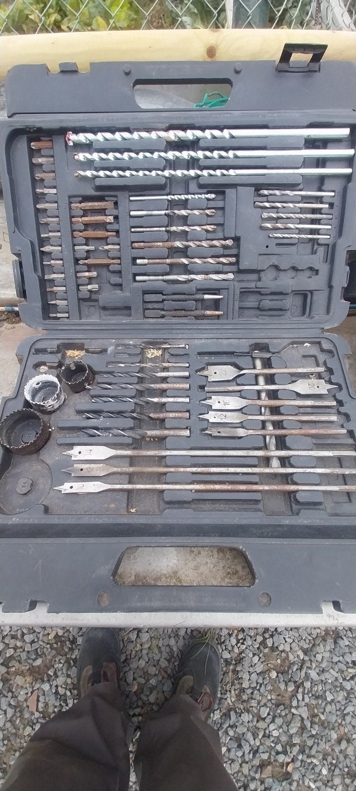 lot de forets, embouts, chevilles, Bricolage & Construction, Enlèvement, Utilisé, 50 à 100 mm, Autres types