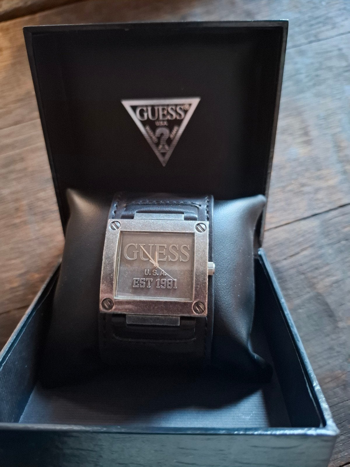 Uurwerk GUESS vrouwen, Ophalen, Guess