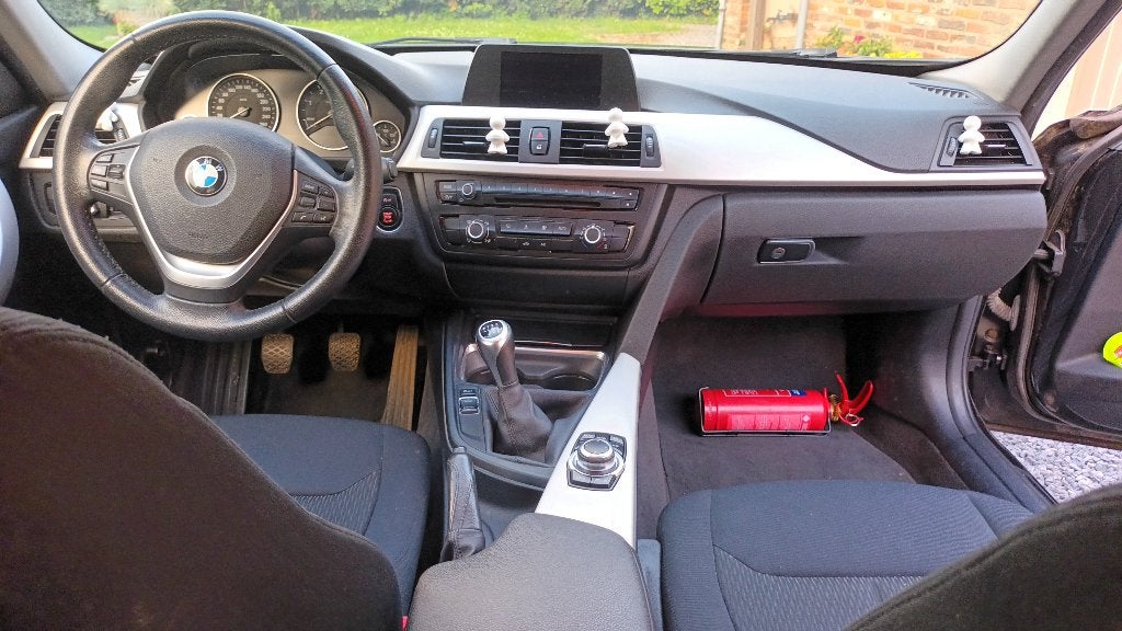 BMW 318D LUXE LIJN, Auto's, Euro 5, 1995 cc, Zwart, 4 cilinders
