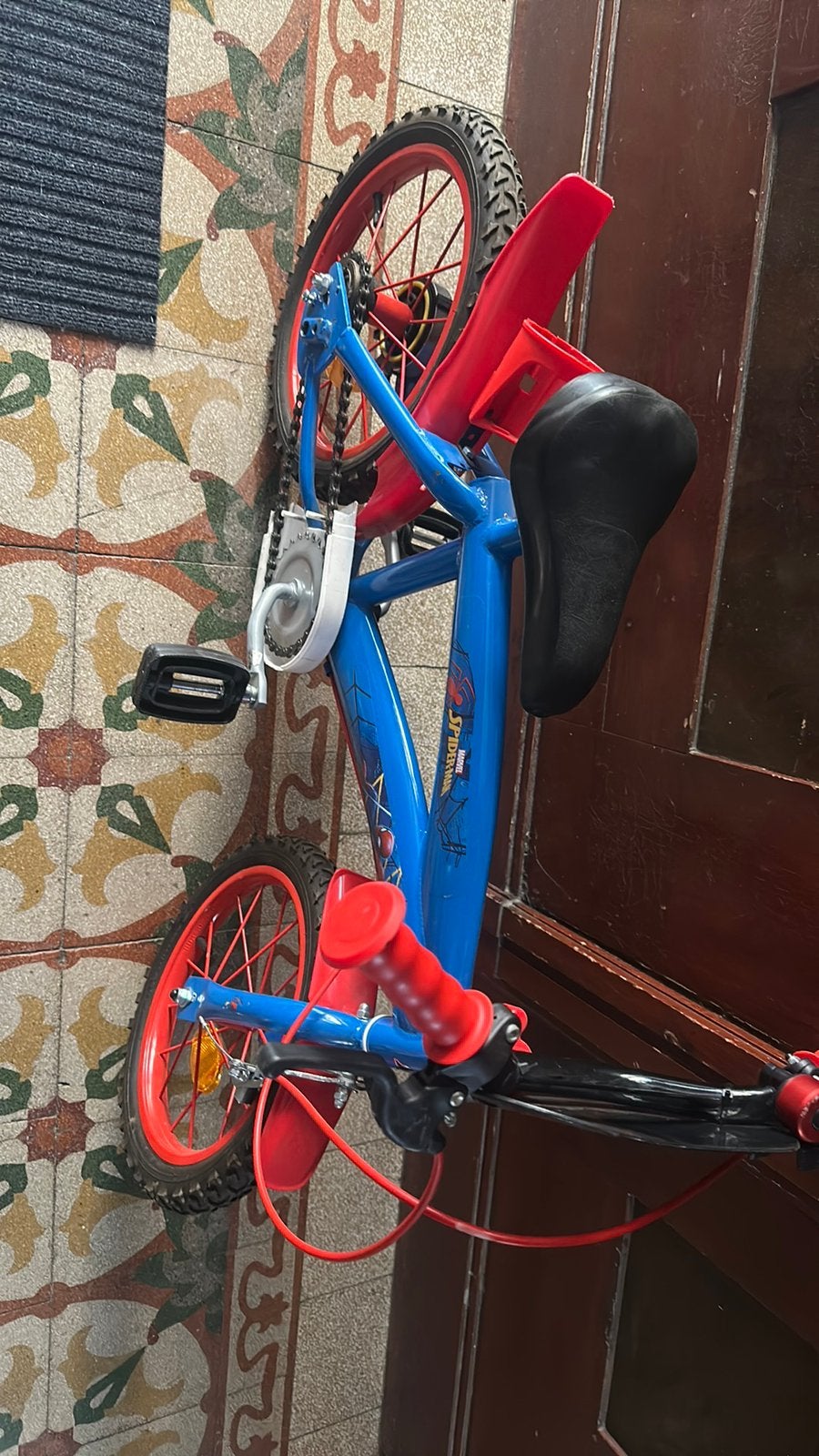 Spiderman kinderfiets, Ophalen