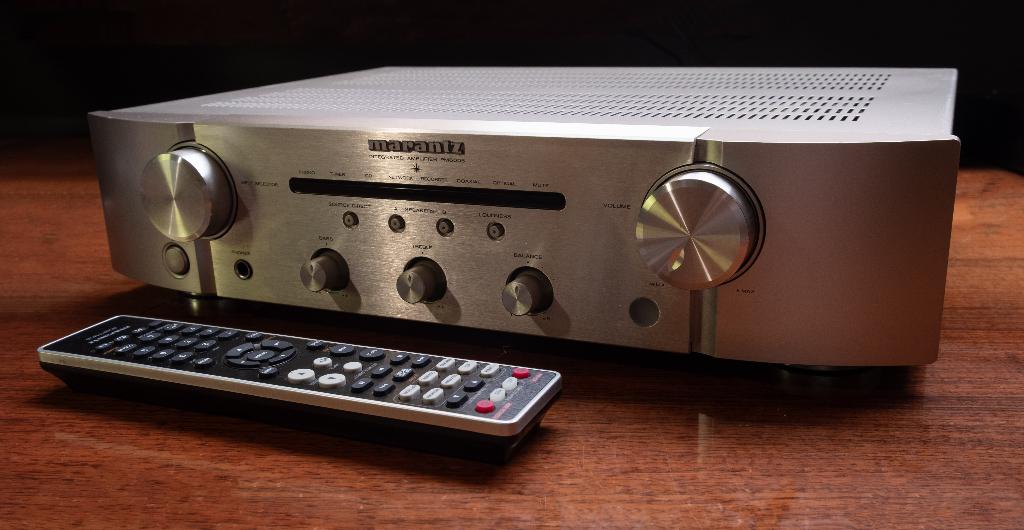 Ampli Marantz PM6005, Enlèvement ou Envoi, Utilisé, Moins de 500 watts, Autres types
