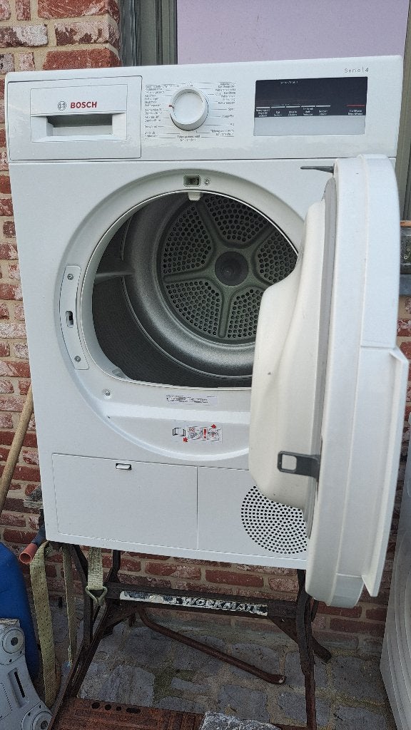 Condensatiedroogkast Bosch, Elektronische apparatuur, Droogkasten, Ophalen, Gebruikt, Anti-kreukfase, 8 tot 10 kg