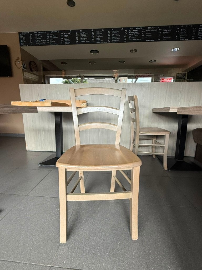 Houten stoelen, Ophalen, Gebruikt, Houten grijs bruin, Grijs