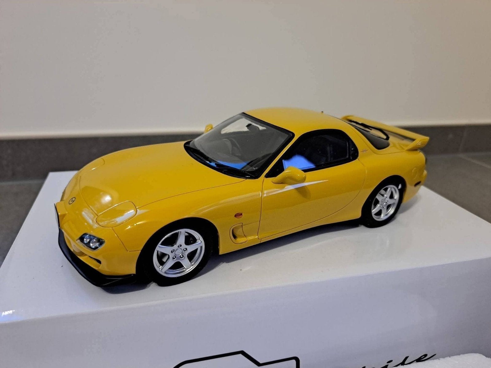 Mazda RX7 Bathrust OT397 OTTO 1/18 Neuve, Enlèvement ou Envoi, Neuf, Voiture, OttOMobile