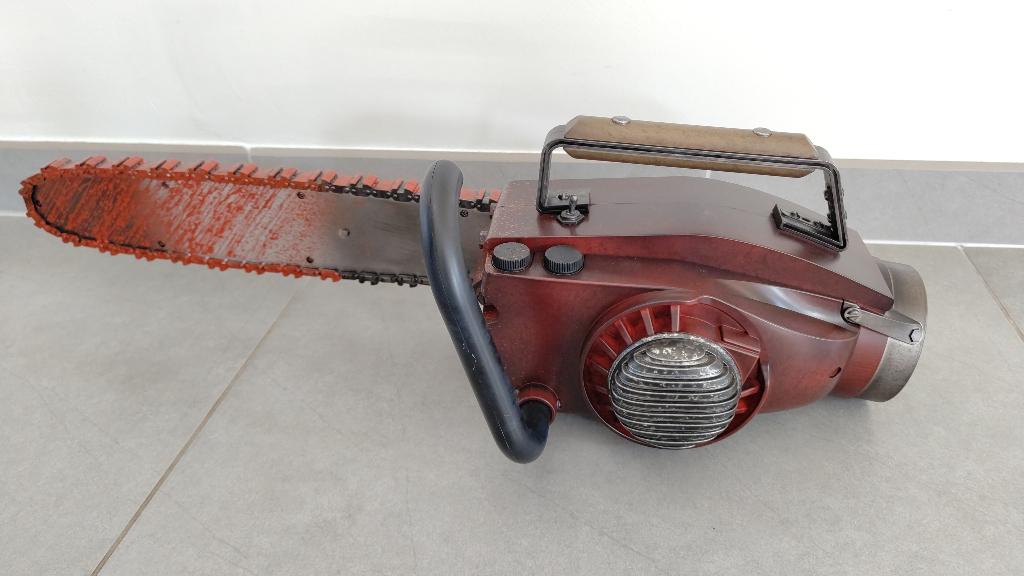 Tronçonneuse Evil dead neuve, sous scellé, Enlèvement ou Envoi, Neuf