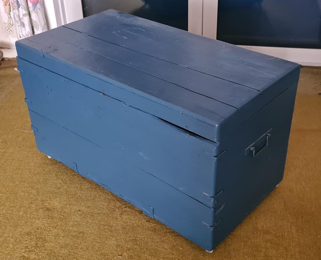 malle de rangement en bois peinte en bleu vintage, Enlèvement, Métal
